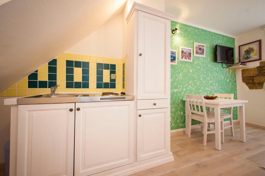 Apartments Tanga Ровинь Экстерьер фото