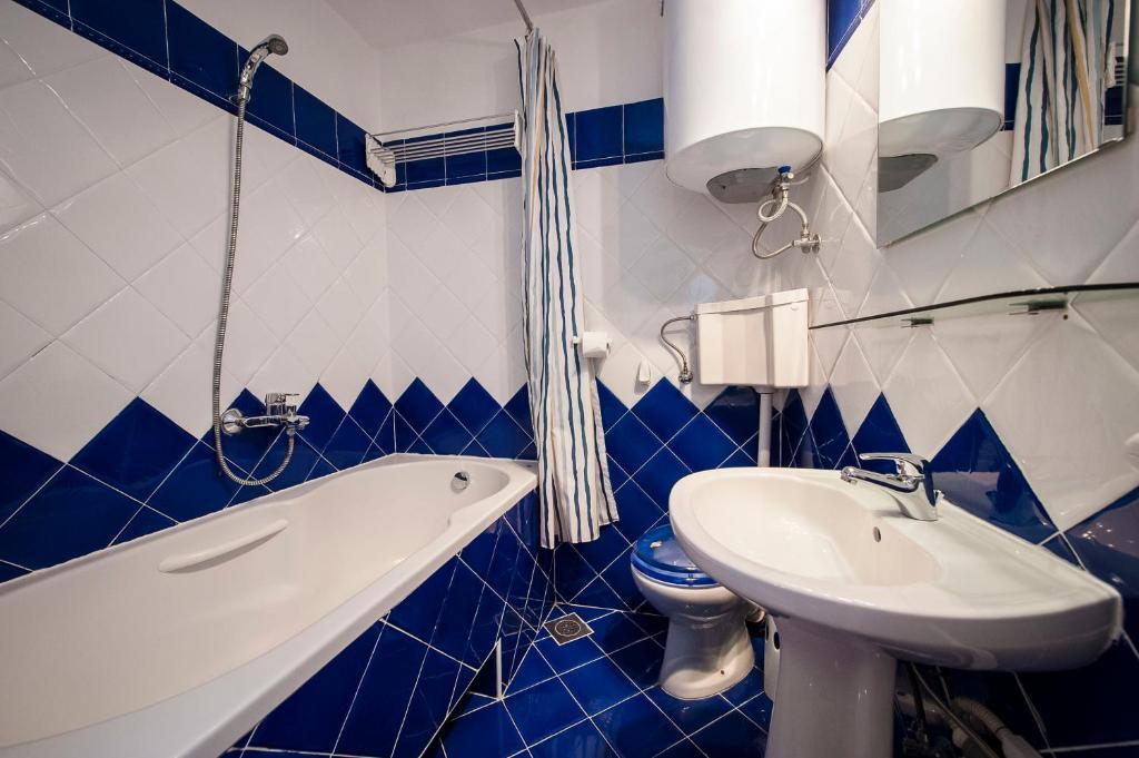 Apartments Tanga Ровинь Экстерьер фото